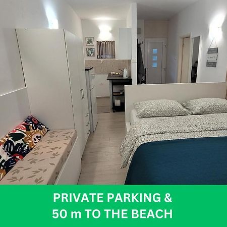 Apartma Zusterna Za Bazenom Koper Luaran gambar