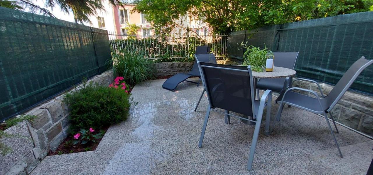 Apartma Zusterna Za Bazenom Koper Luaran gambar