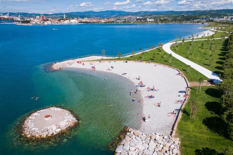 Apartma Zusterna Za Bazenom Koper Luaran gambar
